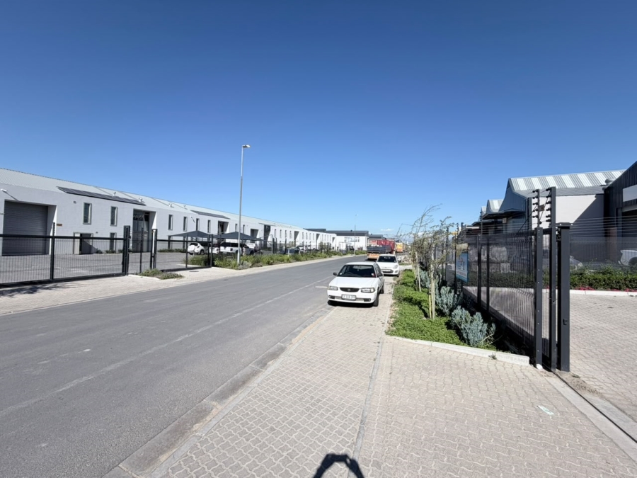 To Let Commercial Property for Rent in Fisantekraal Western Cape